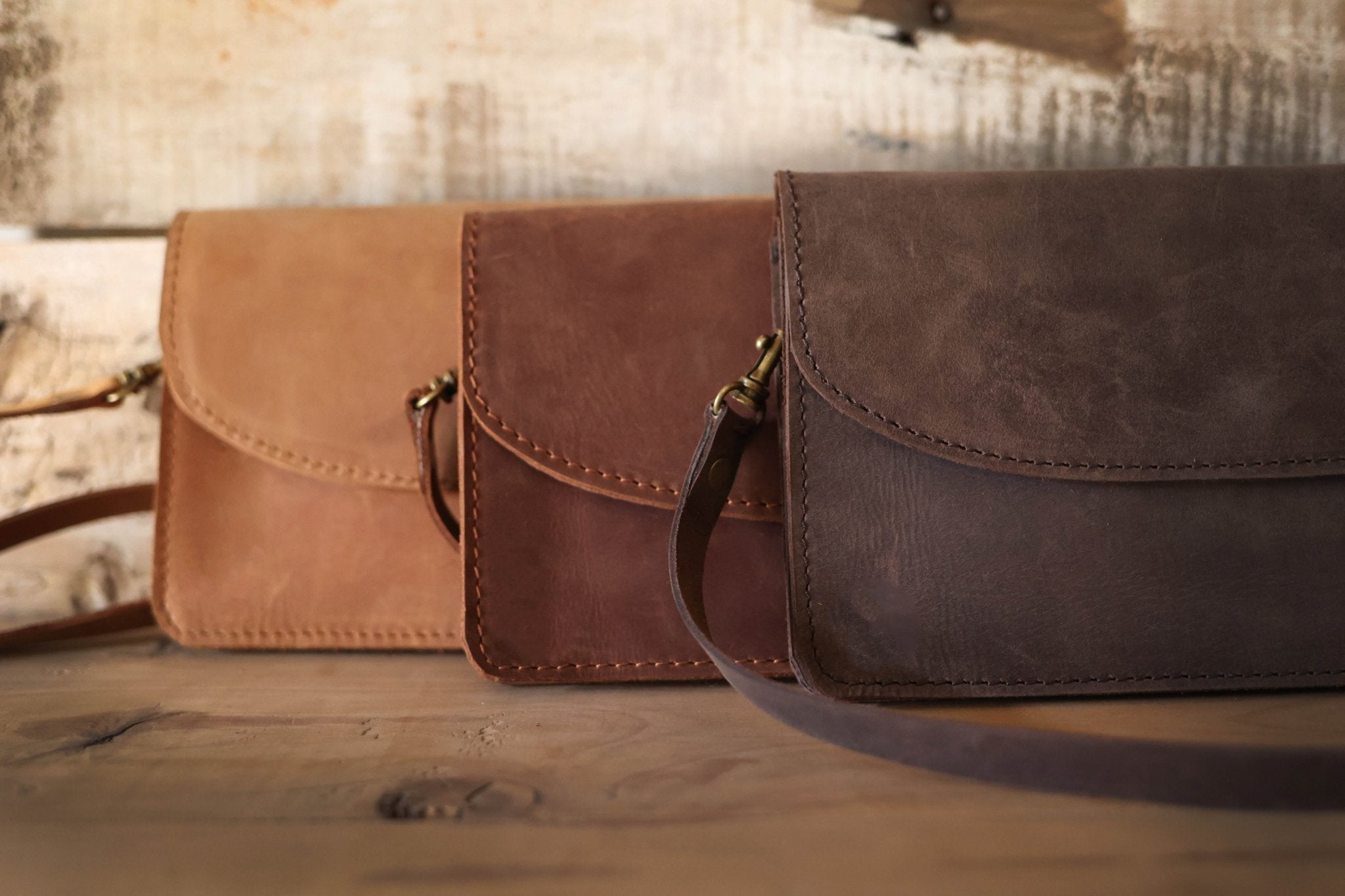 Safari Wallet - Inflight Essentials