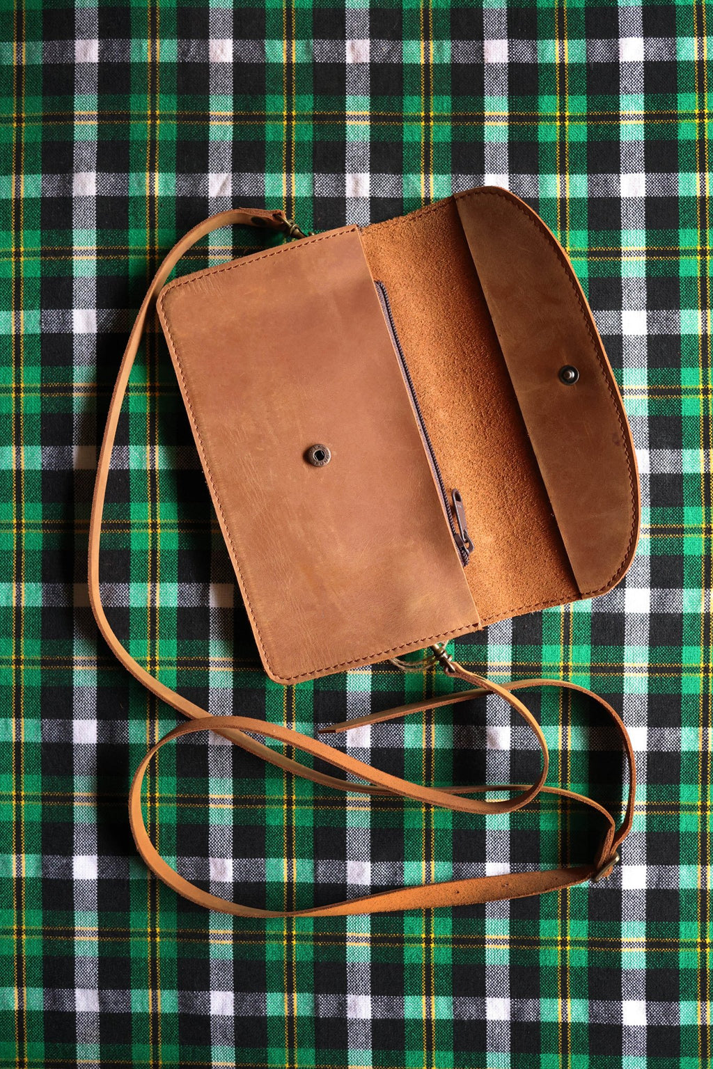 Safari Wallet - Inflight Essentials