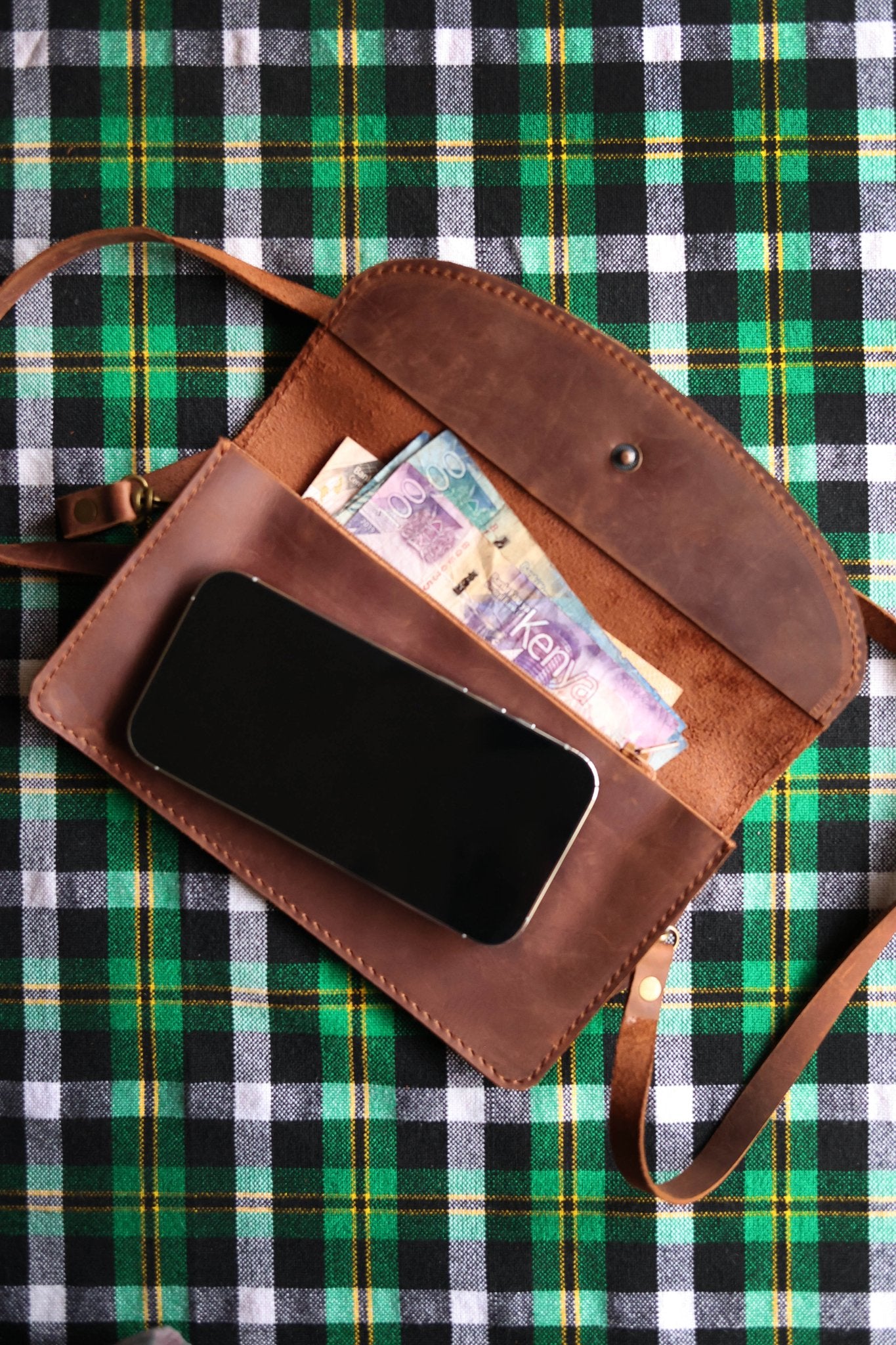 Safari Wallet - Inflight Essentials