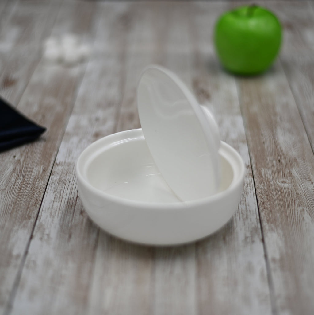 White Soup Cup With Lid 5" inch | 11 Fl Oz - Inflight Essentials
