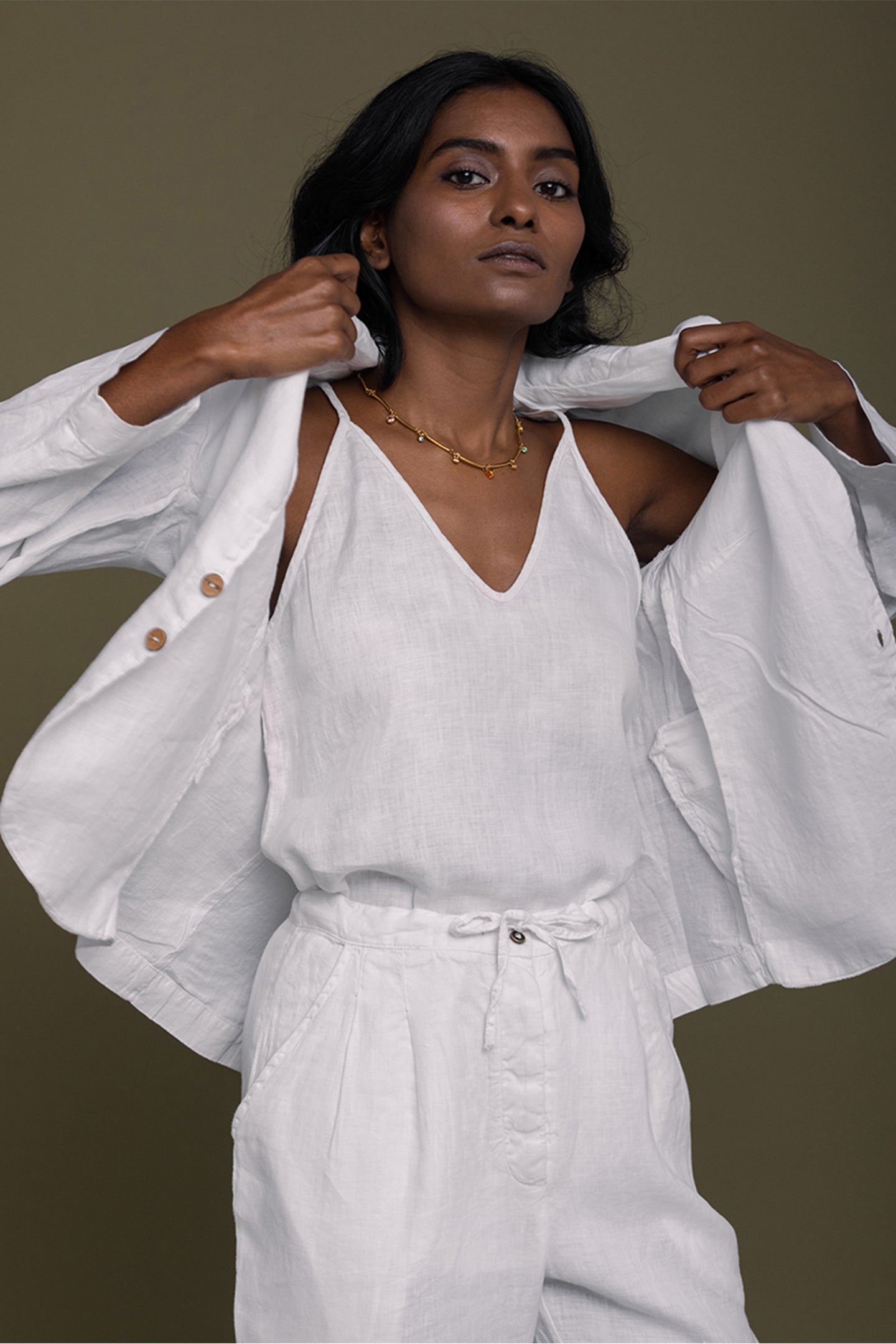Hemp Three Piece Set in White - Inflight Essentials