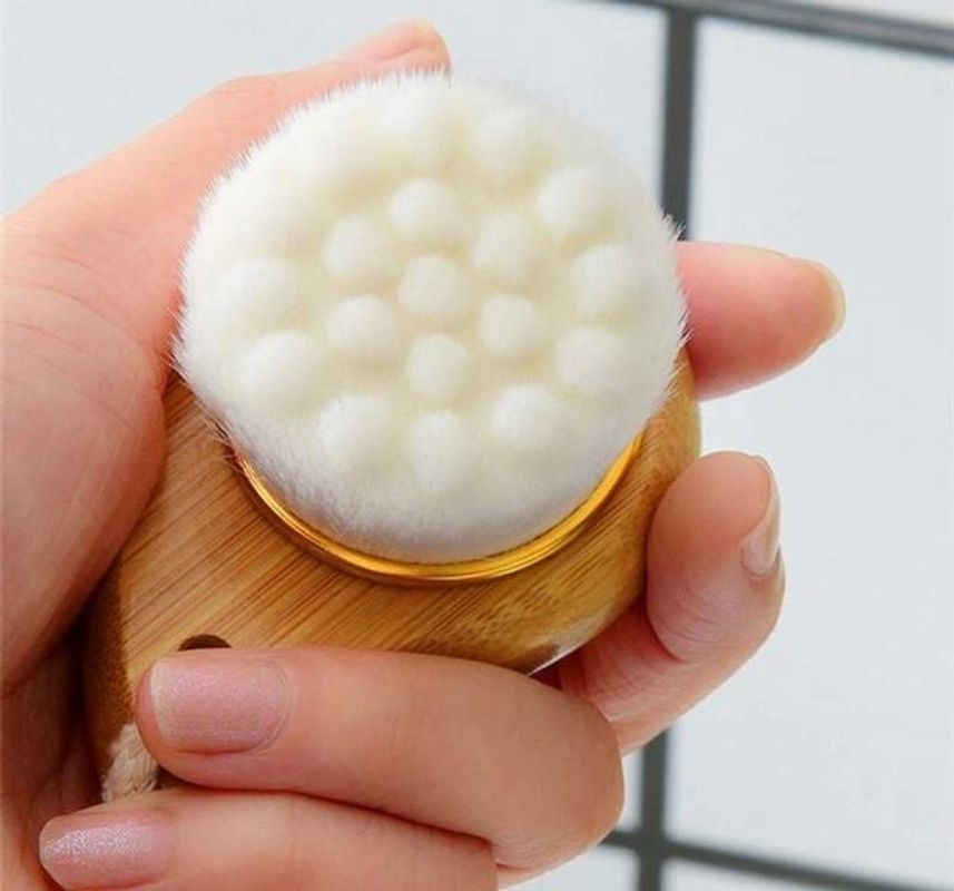 Facial Brush with Bamboo Handle - Inflight Essentials